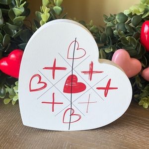 NEW! Farmhouse Heart Tic Tac Toe Love Wood Valentine’s Day Sign